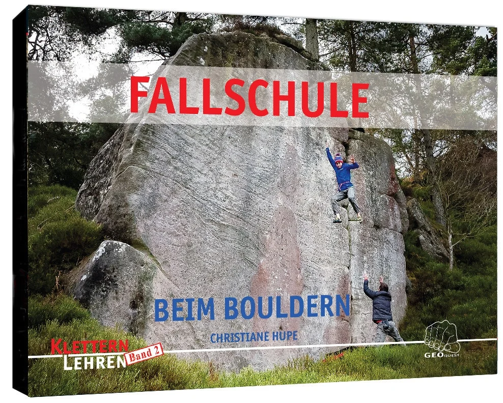 Geoquest Fallschule beim Bouldern