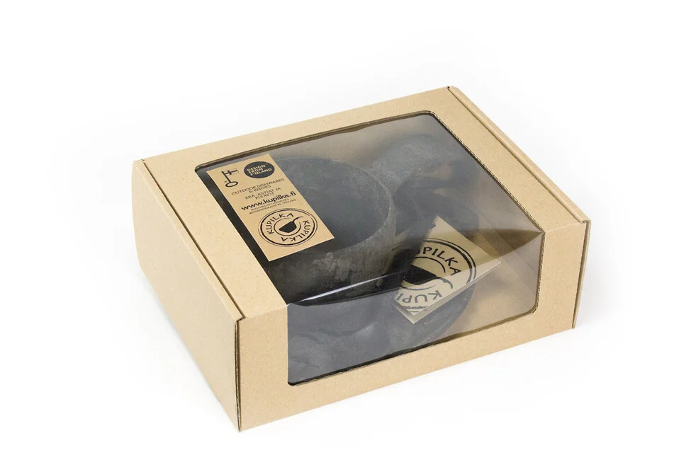 Kupilka-Becher mit Löffel und Untertasse, 210 ml, schwarz