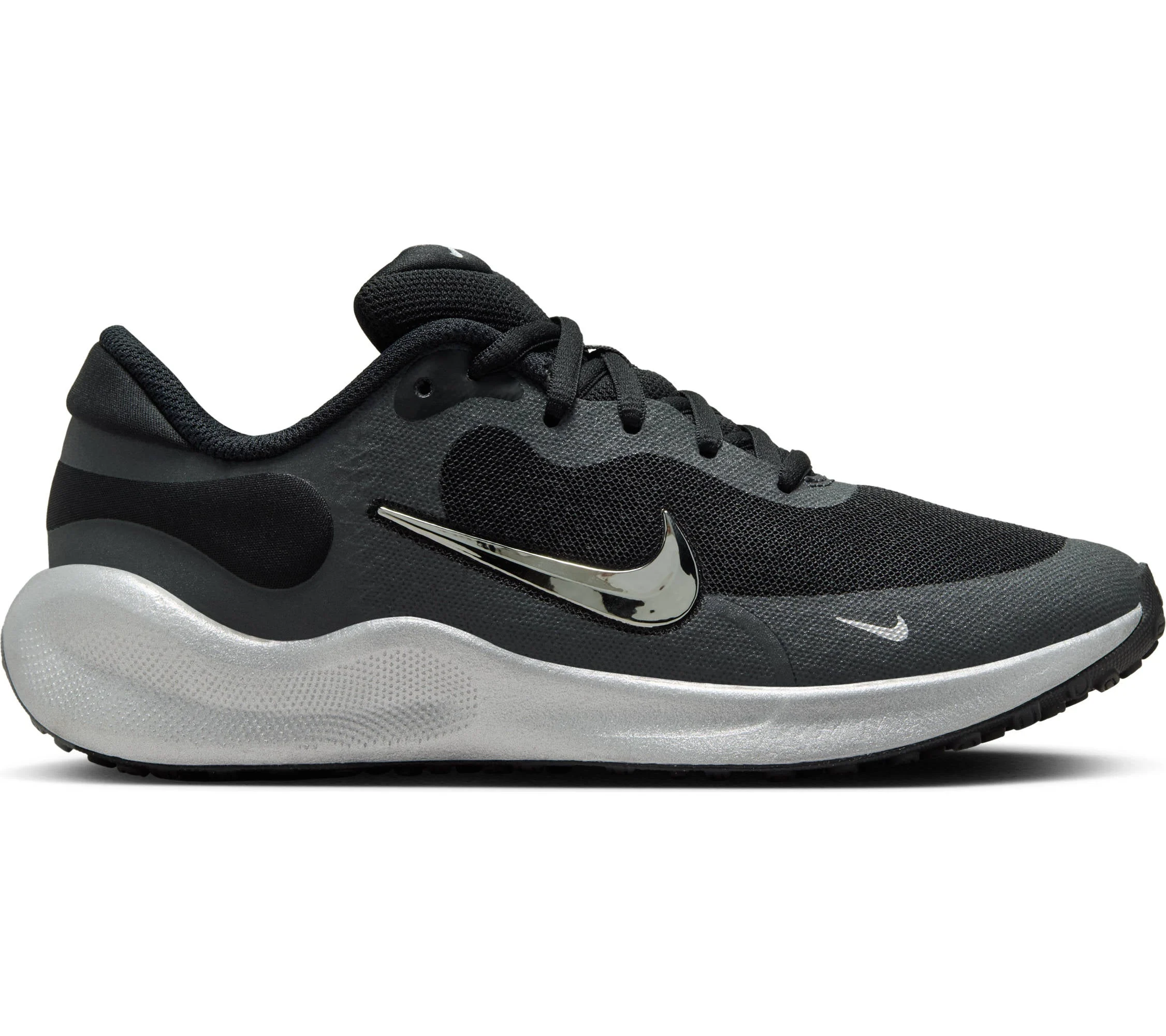 NIKE Revolution 7 SE (GS) Sneaker Schwarz/Metallic Silber