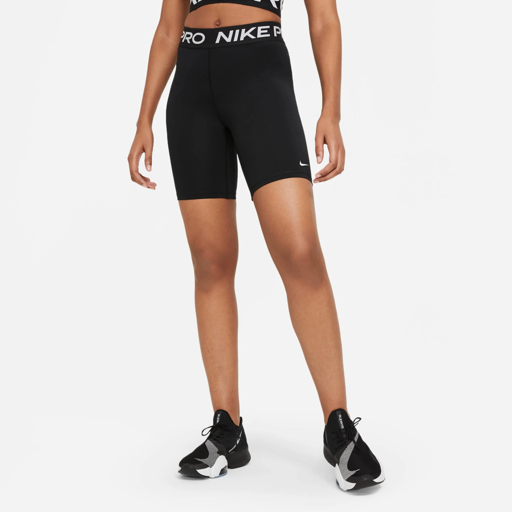 NIKE W NP 365 Short 8IN – Sportliche Damen-Shorts