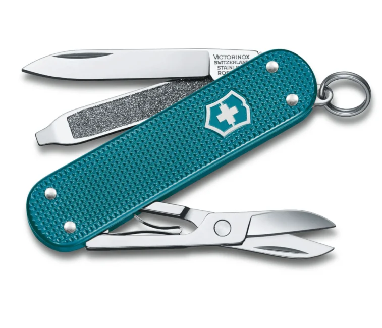 Victorinox Classic Colors Alox Wild Jungle Multifunktionsmesser 58 mm, türkis, 5 Funktionen